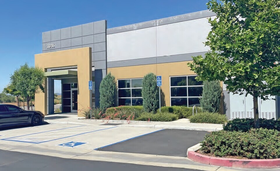 More Photos Of 30786 Wealth St, Murrieta Warehouse For Lease