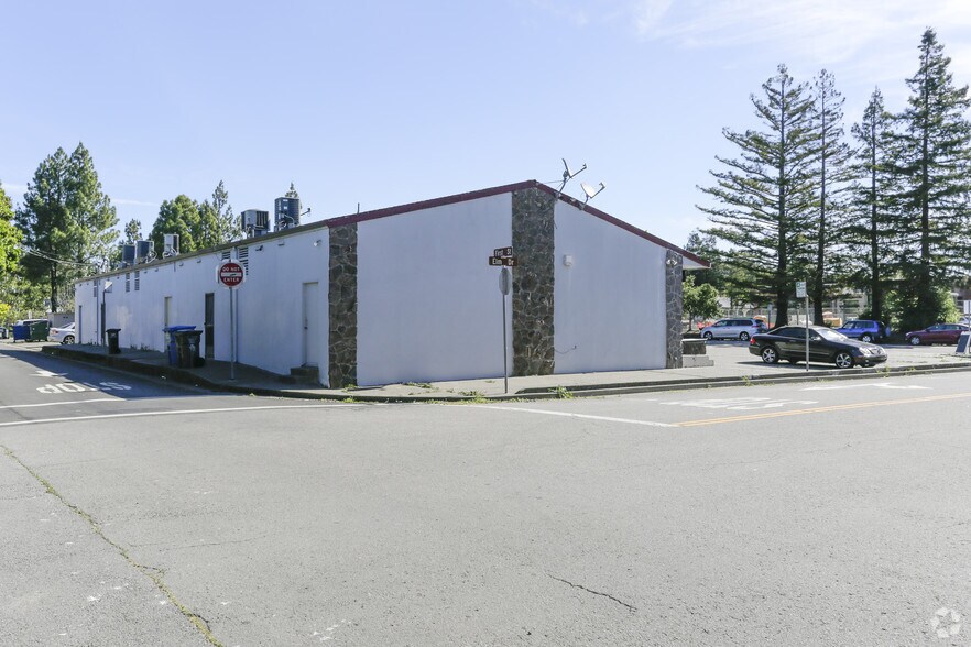 More Photos Of 947-959 Front St, Novato General Retail For Lease