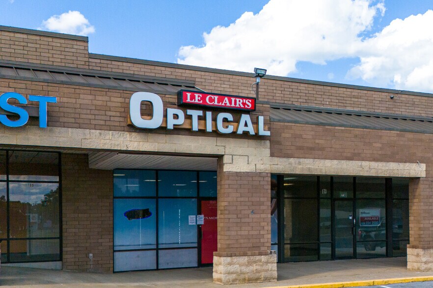 More Photos Of 137-205 E Lincoln Trail Blvd, Radcliff Unknown For Lease