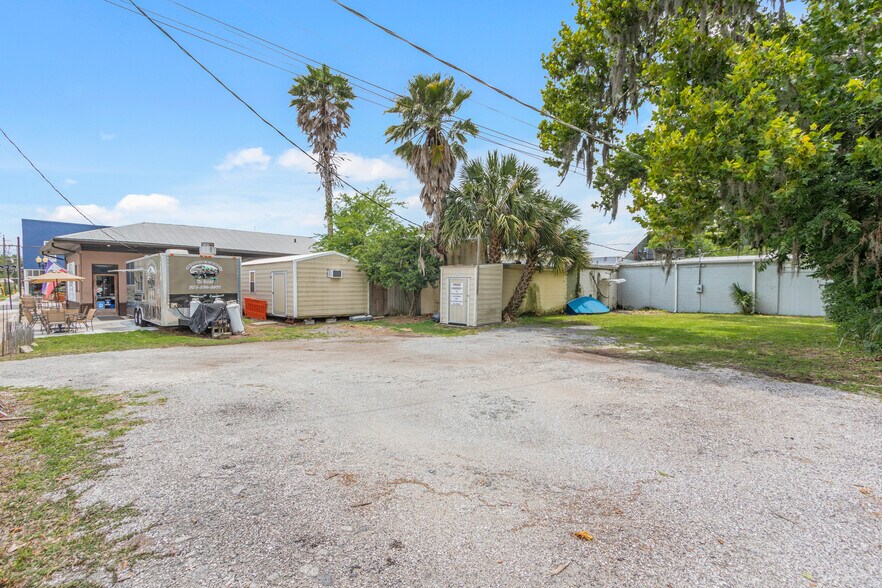 More Photos Of 700 St. Johns Ave, Palatka Restaurant For Sale