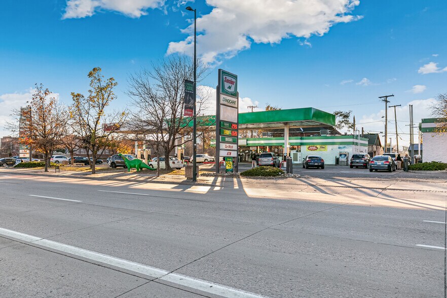 More Photos Of 295 S Broadway, Denver Service Station For Sale