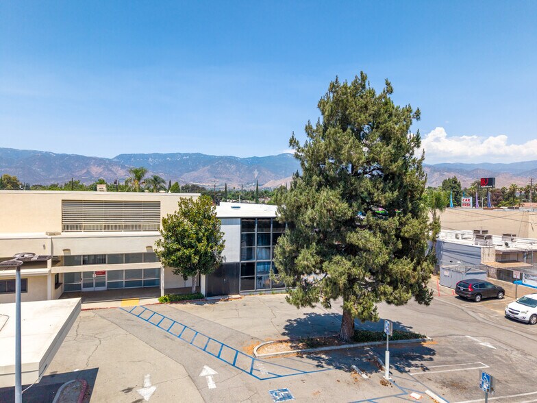 More Photos Of 247 E Highland Ave, San Bernardino Office Residential For Sale