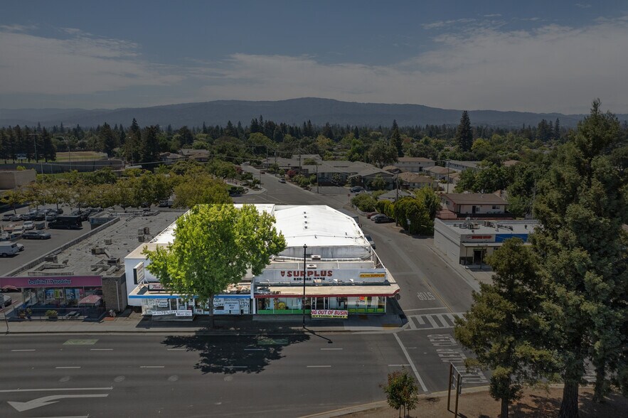 More Photos Of 1297 W El Camino Real, Mountain View Freestanding For Lease