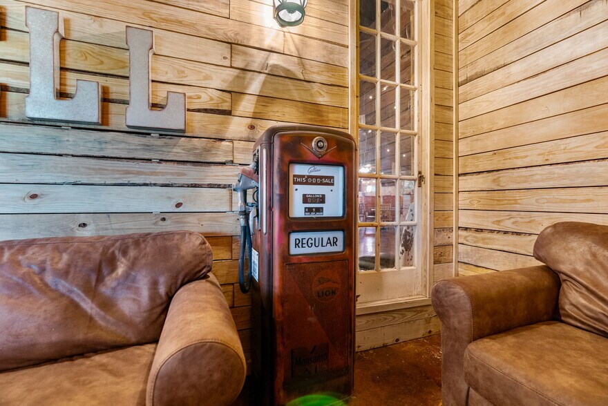 More Photos Of 3801 Happy Bend Rd, Atkins Restaurant For Sale