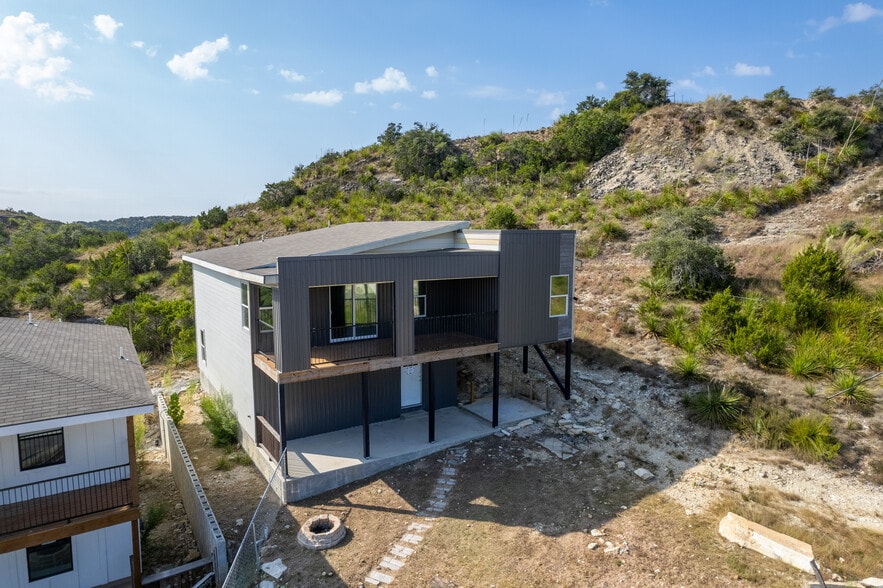 More Photos Of 185 Hidden Dr, Canyon Lake Apartments For Sale