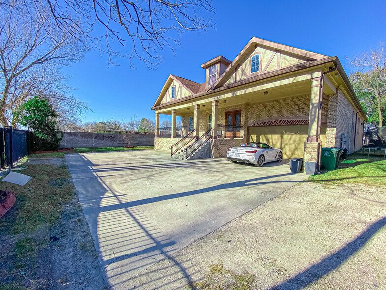 10020 Papalote St, Houston, TX 77041 Office Residential For Sale