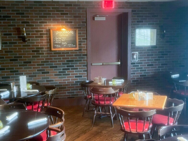 More Photos Of 2095 S Kirk Rd, Geneva Restaurant For Sale