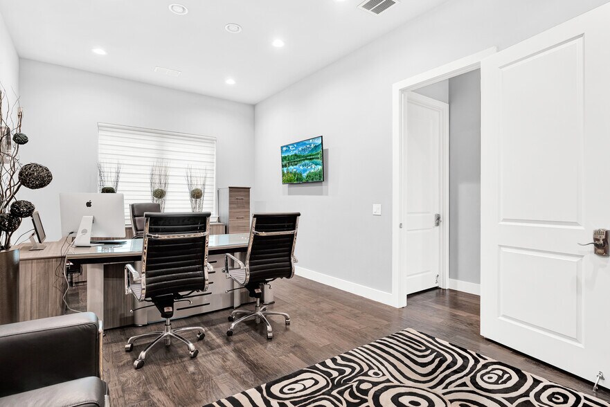 More Photos Of 4425 Plano Pkwy, Carrollton Office For Lease