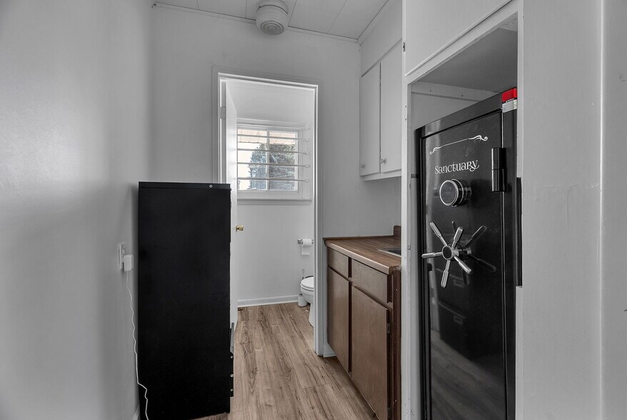 More Photos Of 34845 23 Mile Rd, Chesterfield Office For Sale