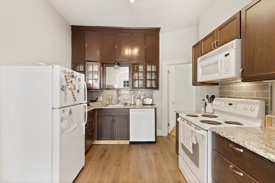 More Photos Of 128-130 E Monument St, Colorado Springs Office Residential For Sale