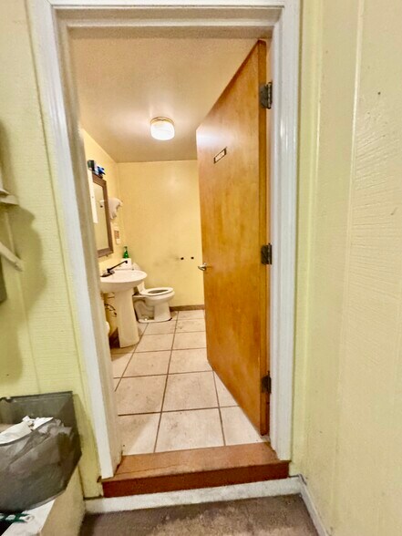 More Photos Of 2641 N 3650th Rd, Sheridan Industrial For Lease