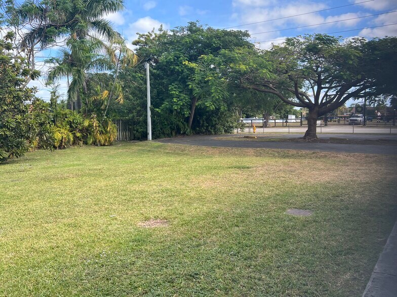 More Photos Of 5400 SW 122nd Ave, Miami Religious Facility For Lease