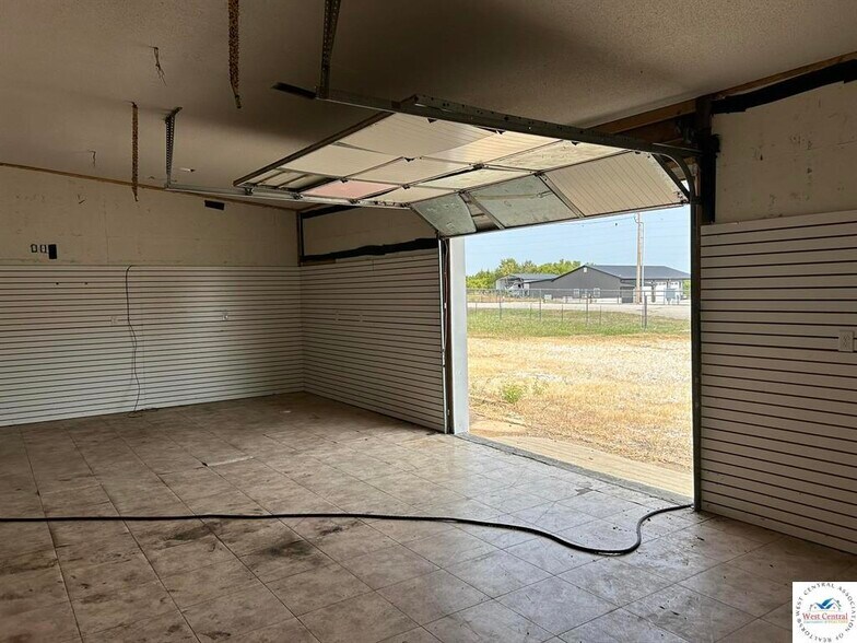 More Photos Of 14981 Centerline Ave, Cole Camp General Retail For Sale