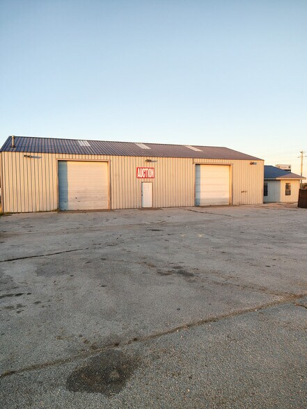 Primary Photo Of 18742 Highway 59, Neosho Industrial For Sale