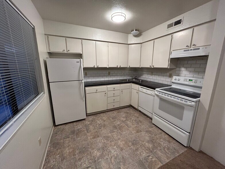 More Photos Of 3596 Gypsum Rd, Reno Apartments For Sale