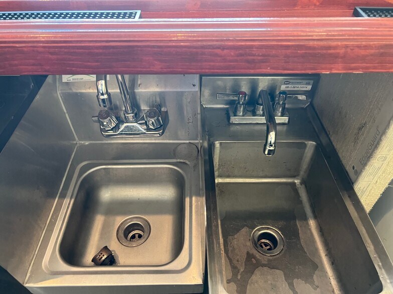 More Photos Of 550 Metropolitan Ave, Brooklyn Apartments For Lease