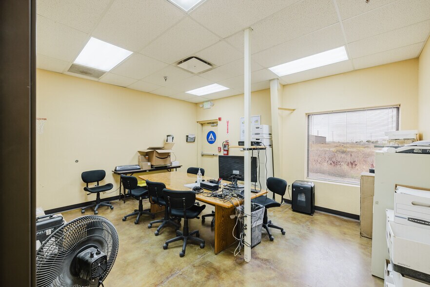 More Photos Of 1345 Water St, Elko Warehouse For Lease