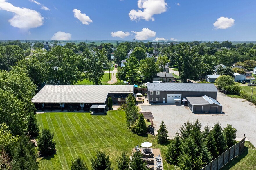 Primary Photo Of 8 E 3rd Ave, Mount Sterling Specialty For Sale