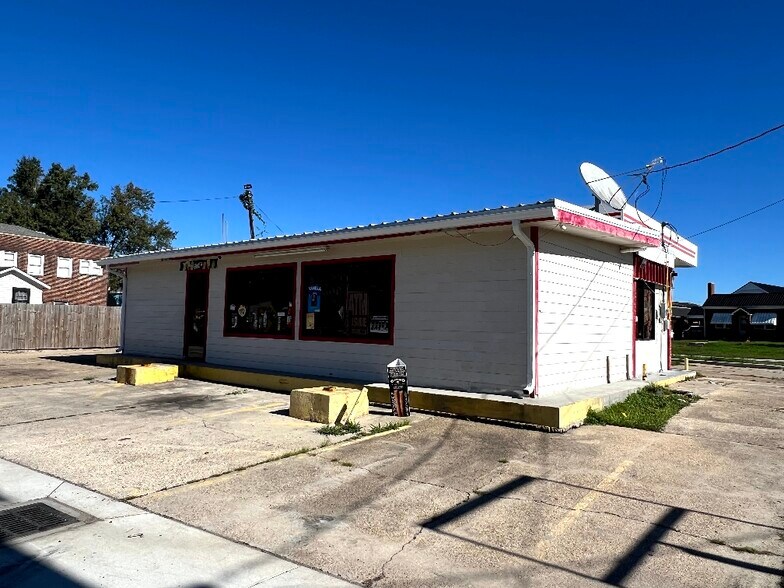 More Photos Of 1060 Canal Blvd, Thibodaux Convenience Store For Sale