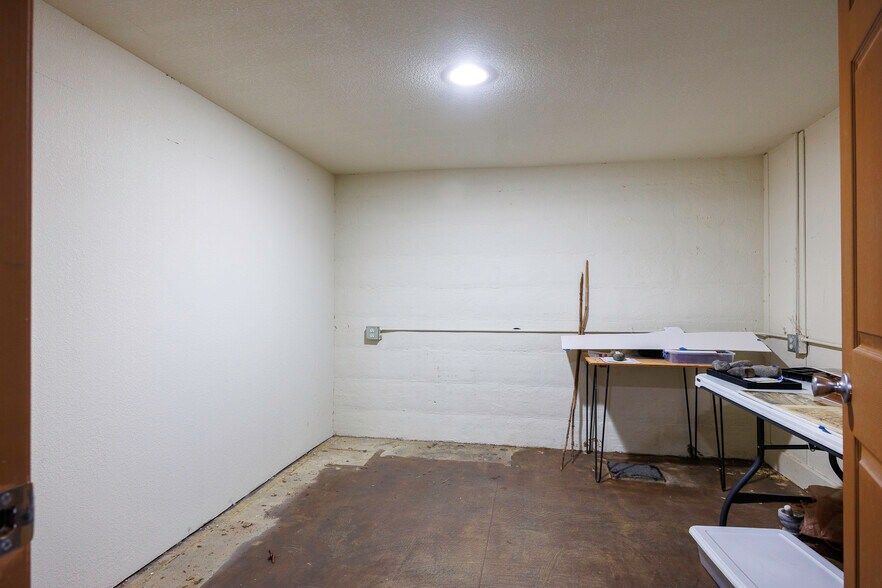 More Photos Of 403 N Florence St, Casa Grande Restaurant For Lease