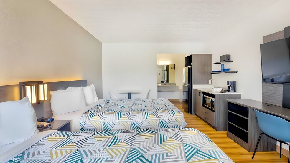 More Photos Of 250 Conicville Rd, Mount Jackson Hotel For Sale