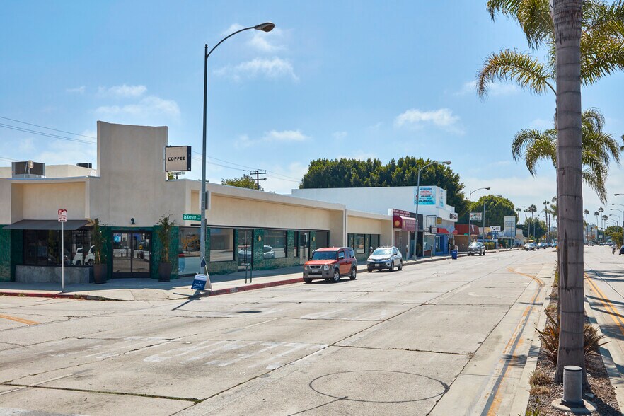 More Photos Of 12430-12464 W Washington Blvd, Los Angeles Freestanding For Lease