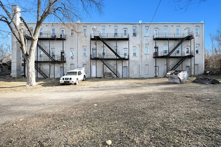 More Photos Of 2416 S 16th St, Omaha Apartments For Sale