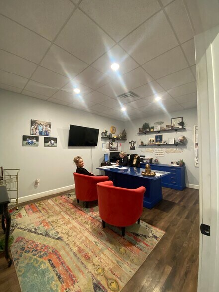 More Photos Of 5802-82 E Highway 62, Lubbock Light Distribution For Lease