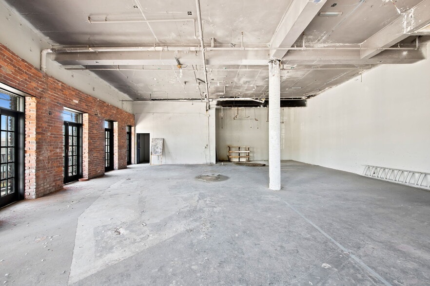 More Photos Of 900 Sunrise Ln, Fort Lauderdale Restaurant For Sale