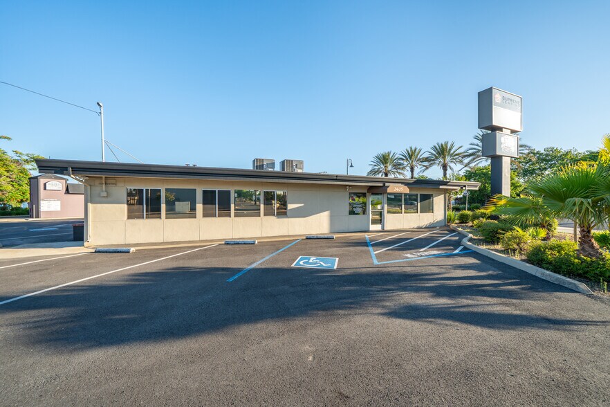 More Photos Of 2405 Hilltop Dr, Redding Medical For Sale