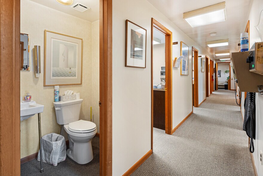 More Photos Of 2642 Audubon Rd, Eagleville Medical For Sale