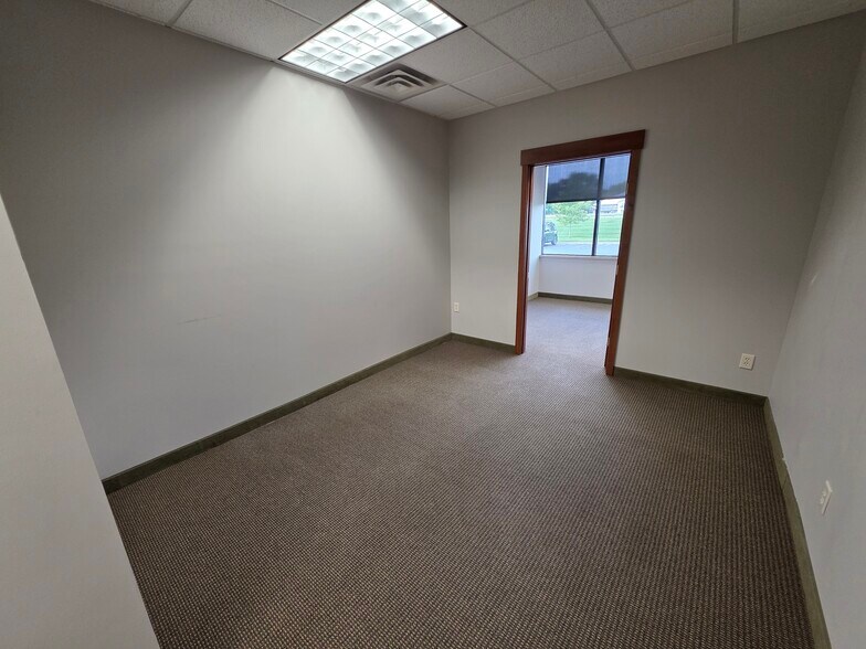 More Photos Of 744 Ryan Dr, Hudson Office For Lease