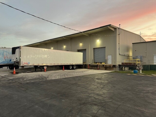 More Photos Of 121 Overseas Hwy, Key West Industrial For Sale