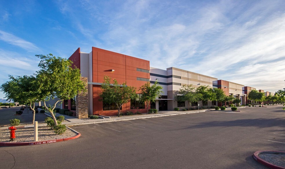Primary Photo Of 1250 N Fairway Dr, Avondale Distribution For Lease
