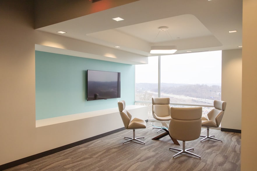More Photos Of 44 Abele Rd, Bridgeville Office For Lease