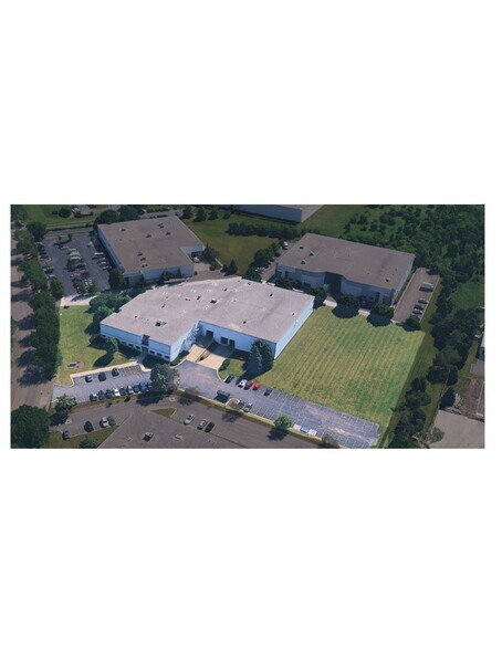 Primary Photo Of 1175 Bowes Rd, Elgin Warehouse For Lease