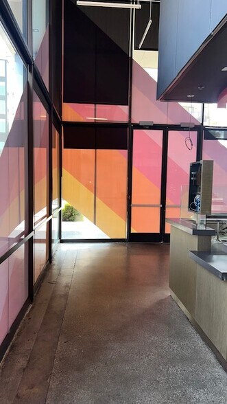 More Photos Of 6255 W Sunset Blvd, Los Angeles Office For Lease