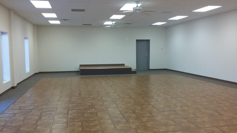 More Photos Of 88 Maple Ct, Chocowinity Warehouse For Lease