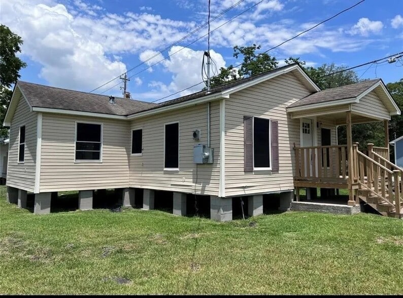 More Photos Of ,  Unknown For Sale