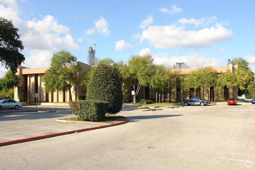 Primary Photo Of 118 E Riverside Dr, Austin Office For Lease