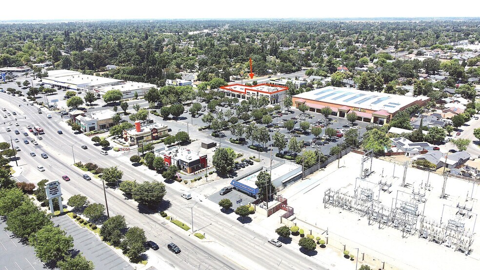 More Photos Of 8014 Lower Sacramento Rd, Stockton Freestanding For Lease