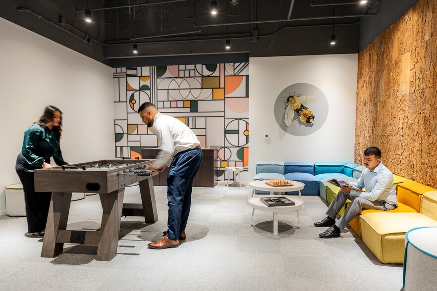 More Photos Of 1801 Main St, Houston Office For Lease