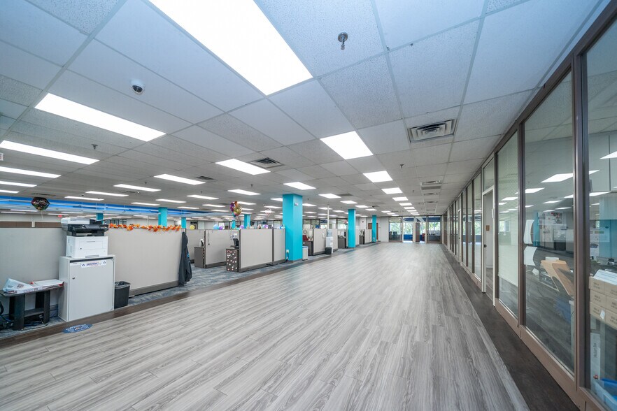 More Photos Of 663 E Crescent Ave, Ramsey Office For Lease