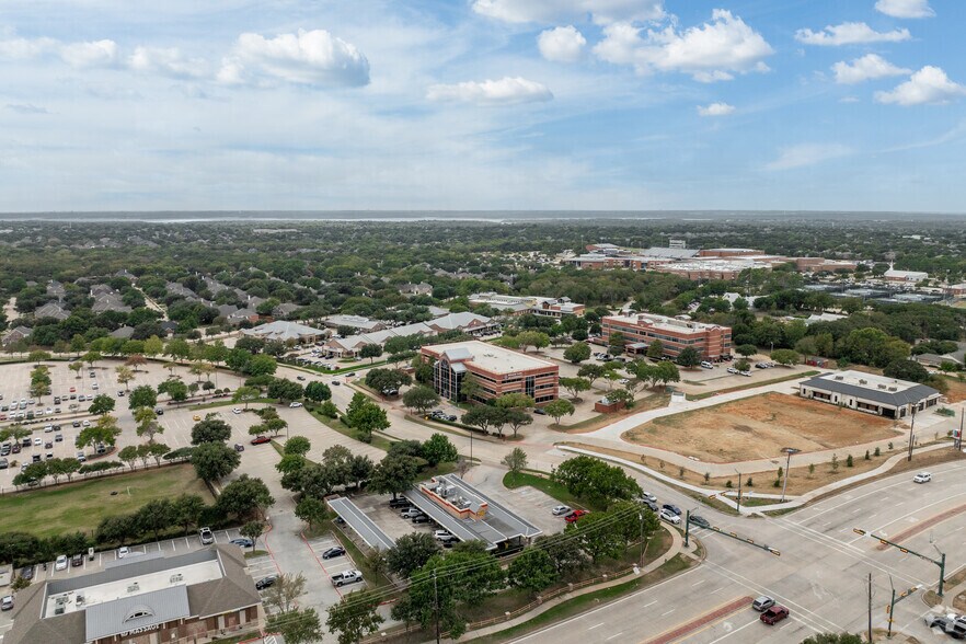 More Photos Of 3101 Churchill Dr, Flower Mound Medical For Lease