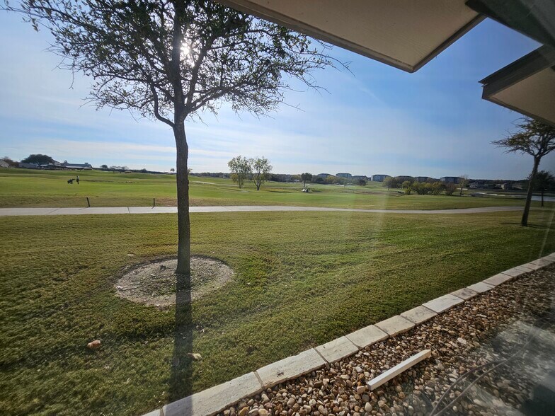 More Photos Of 230 Klattenhoff Ln, Hutto Office For Lease