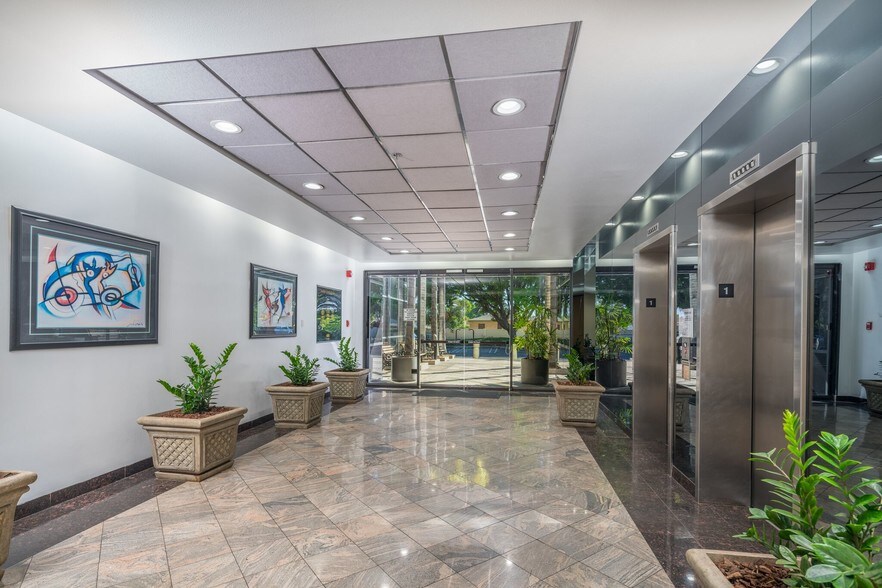 More Photos Of 1900 W Garvey Ave S, West Covina Medical For Lease
