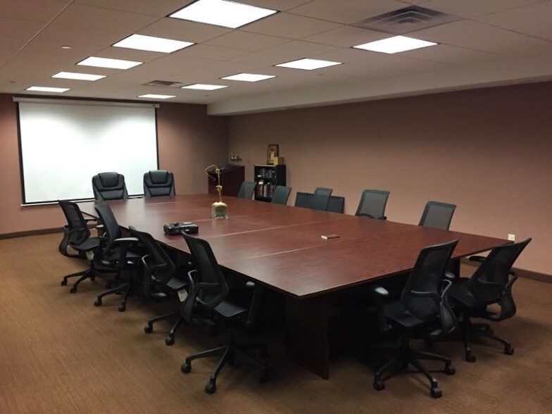 More Photos Of 230 Liberty St, Metuchen Warehouse For Sale