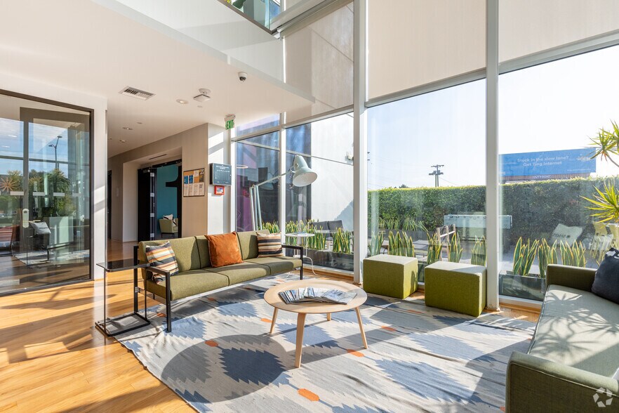 More Photos Of 10100 Venice Blvd, Culver City Loft Creative Space For Lease