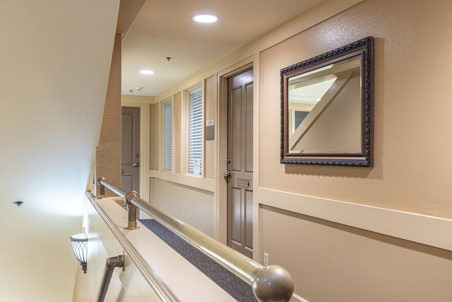 More Photos Of 1001 2nd St, Napa Office For Lease