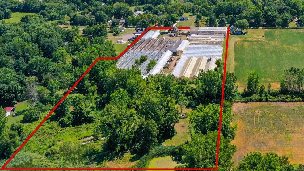 More Photos Of 1993 Wright Rd, Akron Garden Center For Sale